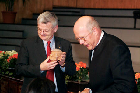 [Fischer und Lenzen]