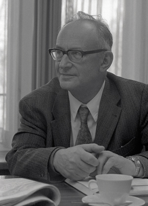 Schwarz-wei&szlig;-Foto von Ossip K. Flechtheim