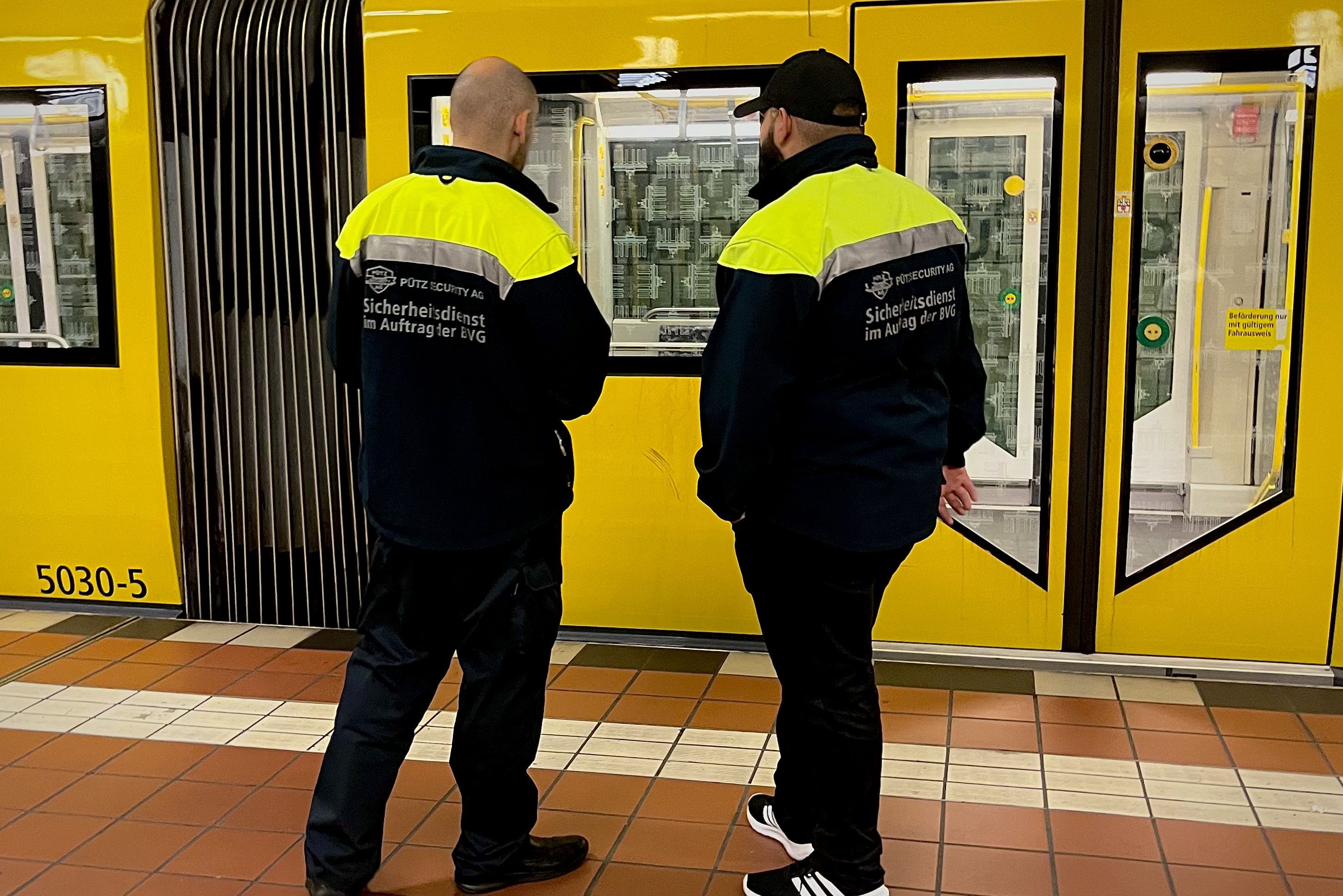 Alex, Kotti und Osloer Straße – Eine Nacht in Berlins gefährlichster U-Bahn Linie