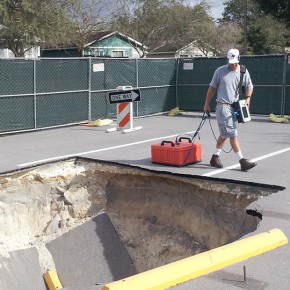 *200 MHz bi-static antenna*, photo GSSI